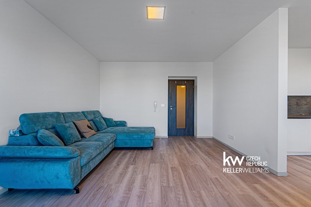 Pronájem bytu 2+kk 53 m² – fotografie 2