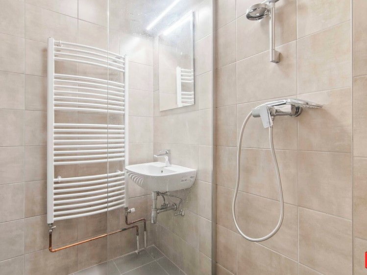 Prodej komerčního prostoru, 145 m² (14 z 25)