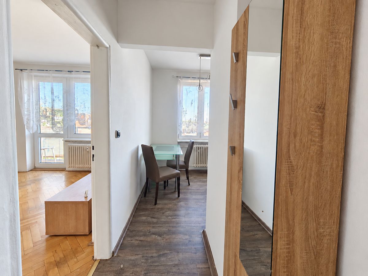 Pronájem bytu 1+1 38 m² – fotografie 3