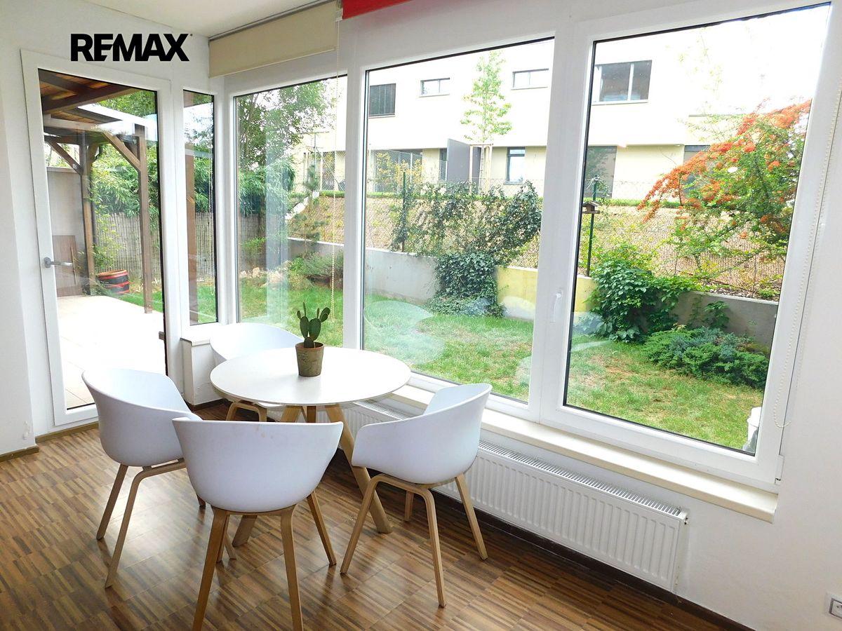 Pronájem bytu 2+kk 60 m²