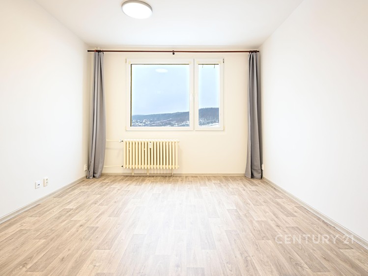 Квартира 2+kk в оренду, 42 м² (1 з 19)