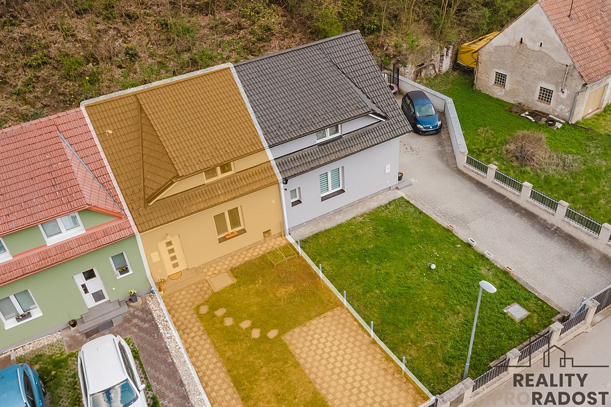 Prodej rodinného domu 100 m², pozemek 160 m² – fotografie 4