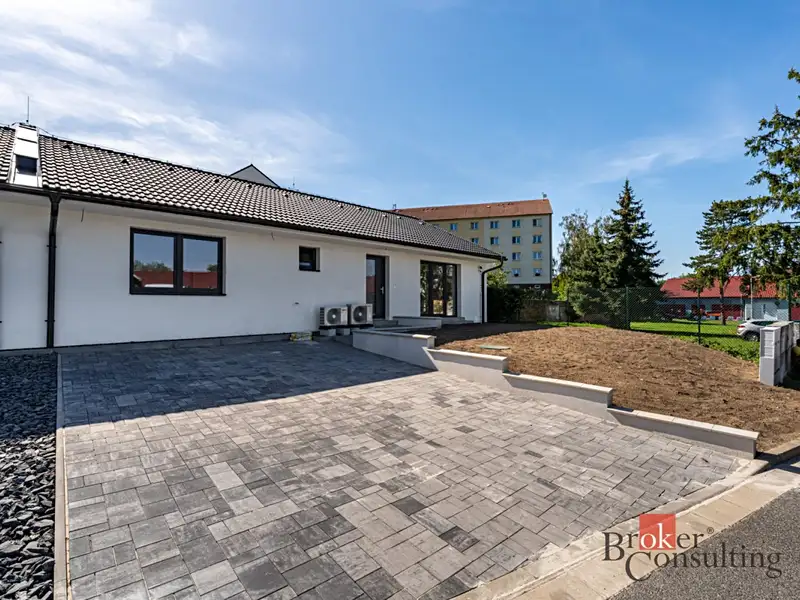 Prodej rodinného domu 97 m², pozemek 260 m², Chvaletice – náhled fotky 2