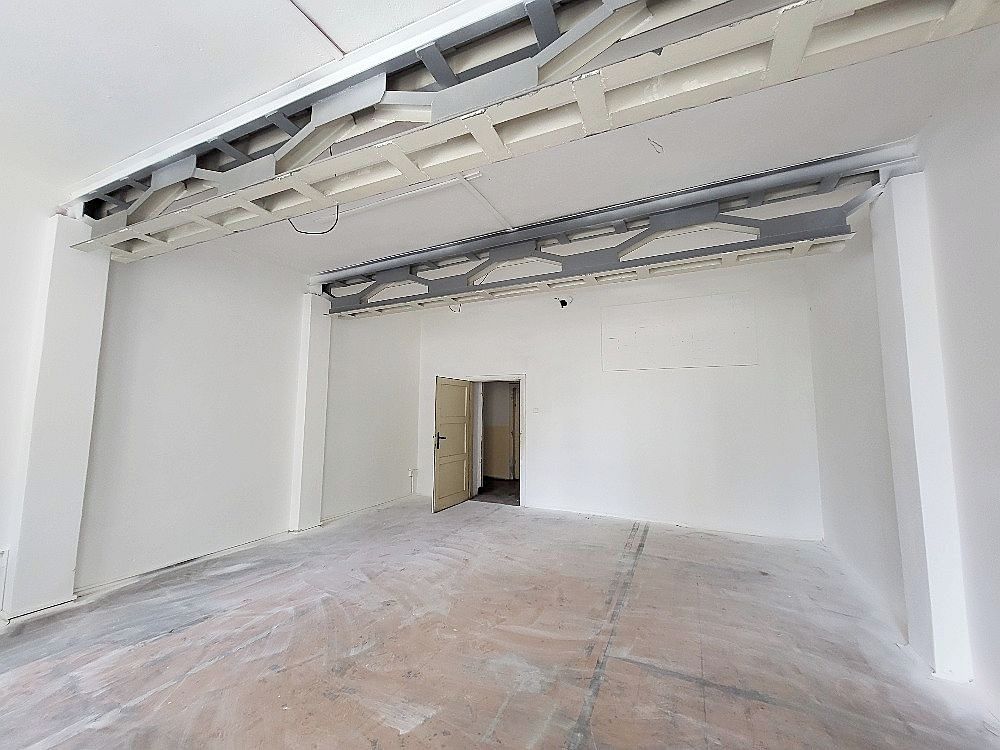 Pronájem kanceláře 39 m² – fotografie 2