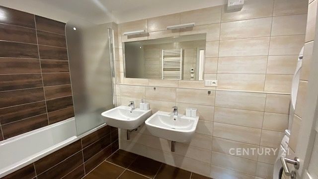 Pronájem bytu 3+kk 91 m² – fotografie 4