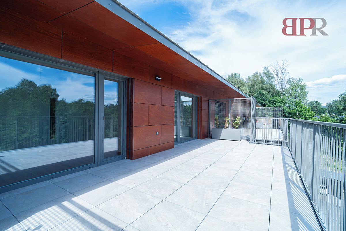 Pronájem bytu 2+kk 54 m² – fotografie 2