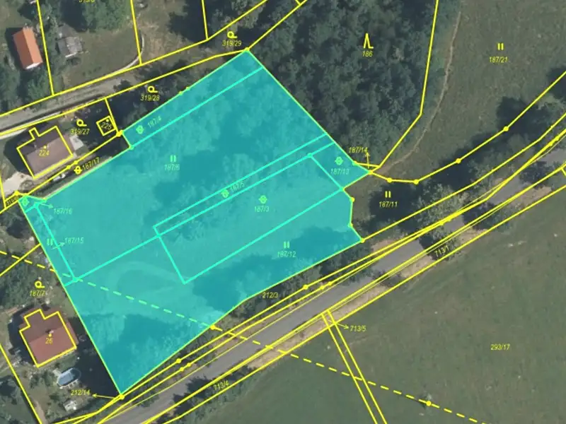 Prodej stavebního pozemku 5367 m², Vysoký Chlumec – náhled fotky 2