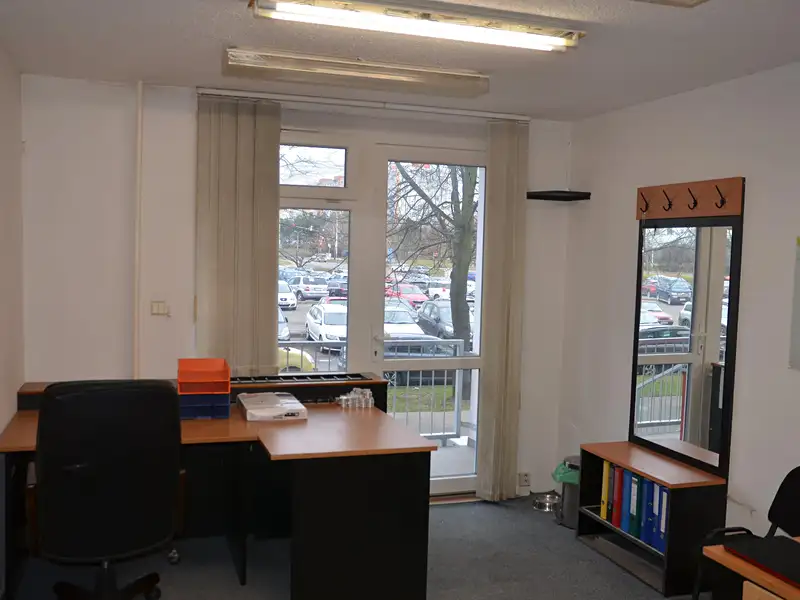 Prodej kanceláře 17 m², Praha – náhled fotky 1
