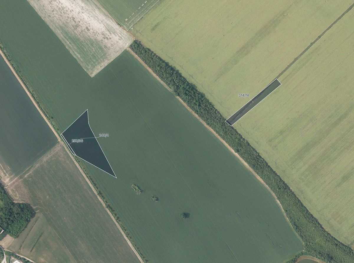 Prodej pole 13846 m², Vrdy – fotka 1 z 3
