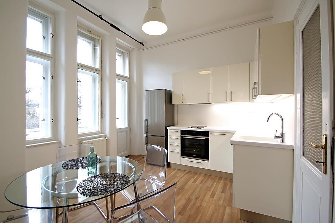 Pronájem bytu 2+1 65 m² – fotografie 2