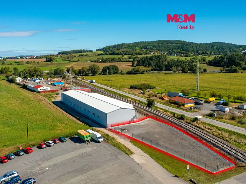 Pronájem komerčního pozemku 1500 m², Radošovice – náhled fotky 1