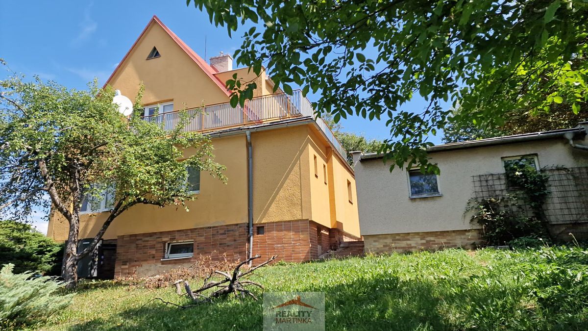 Prodej rodinného domu 145 m², pozemek 666 m² – fotografie 2