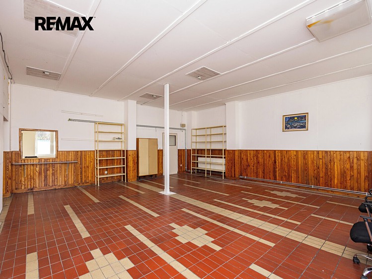 Комерційне приміщення в оренду, 200 м² (15 з 24)