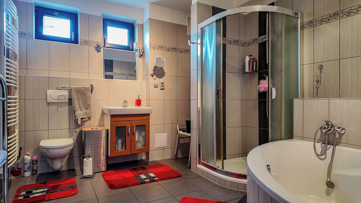 Prodej rodinného domu 232 m², pozemek 148 m² – fotografie 3