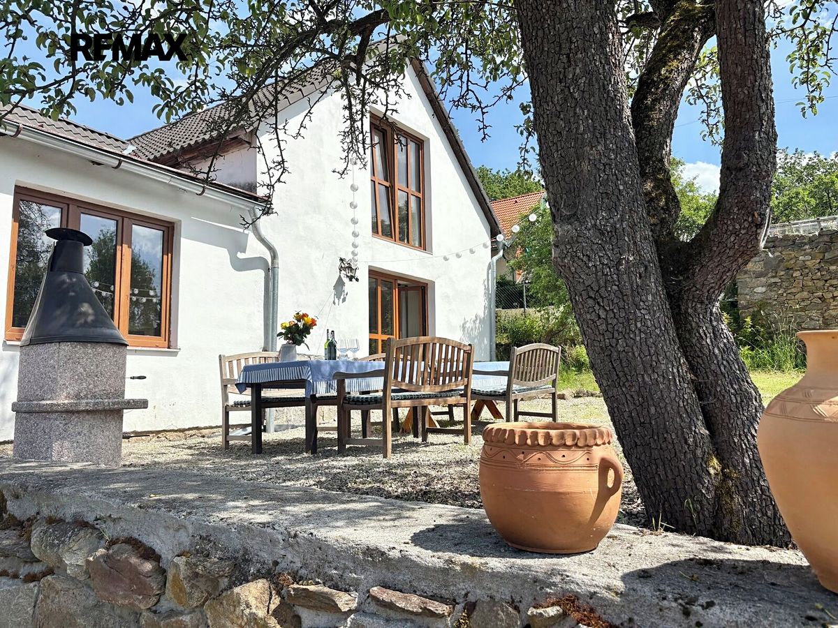 Prodej rodinného domu 137 m², pozemek 6157 m² – fotografie 5