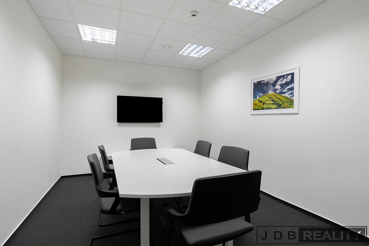 Pronájem kanceláře 75 m² – fotografie 3