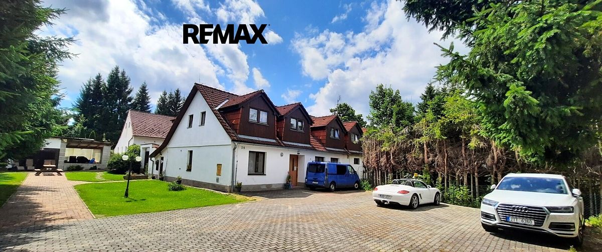 Prodej rodinného domu 1364 m², pozemek 3811 m² – fotografie 2
