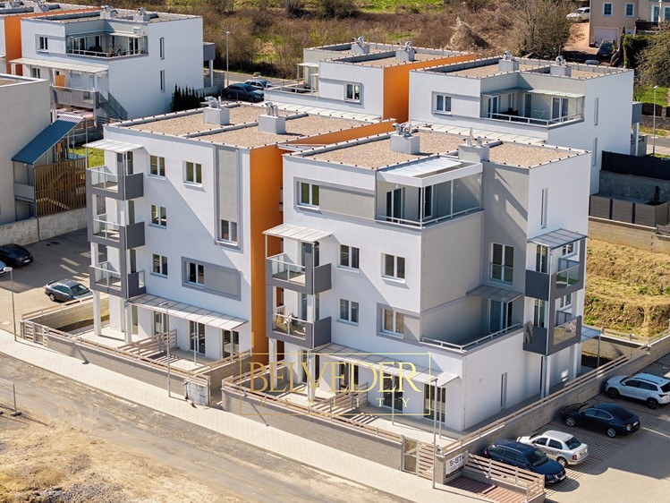 Квартира 4+kk на продаж, 109 м² (1 з 36)