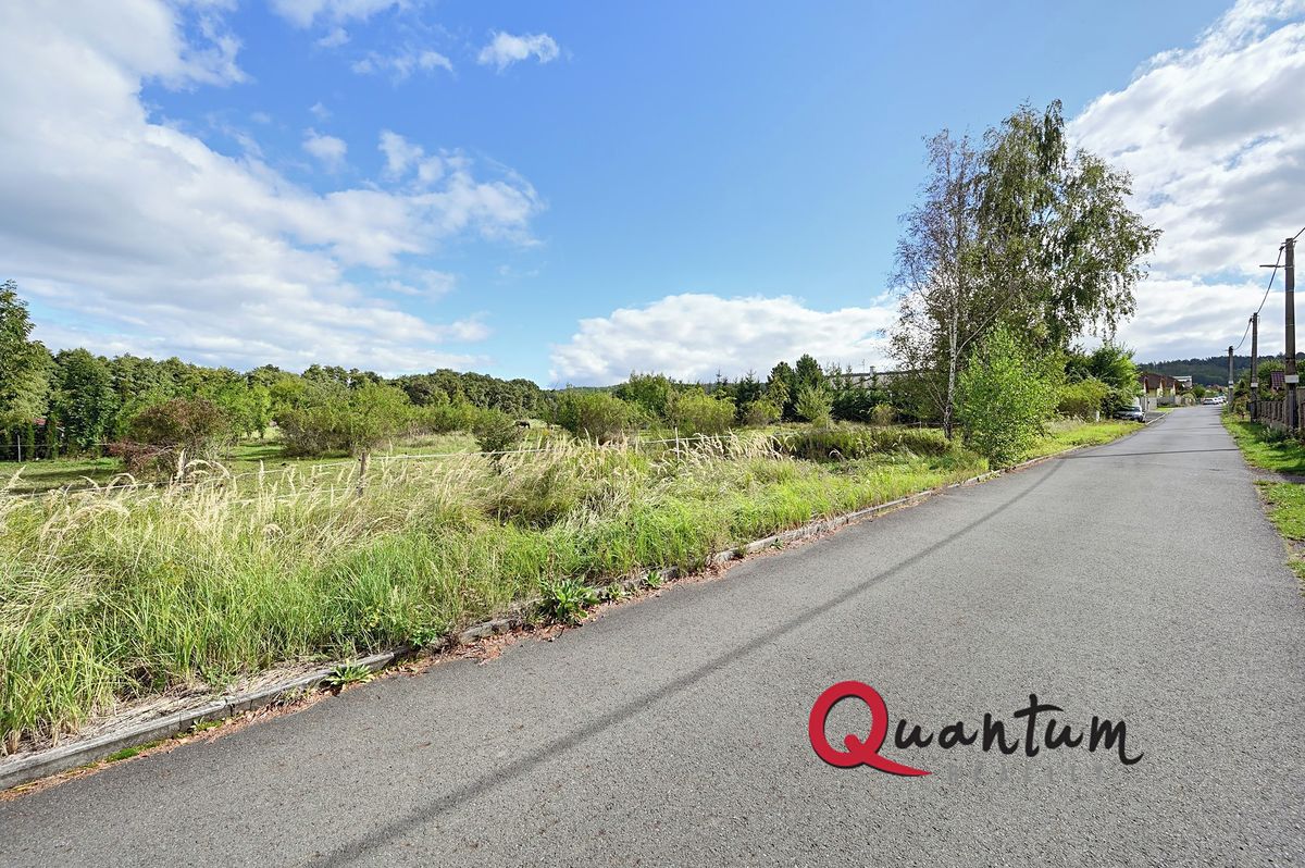 Prodej stavebního pozemku 1012 m² – fotografie 4