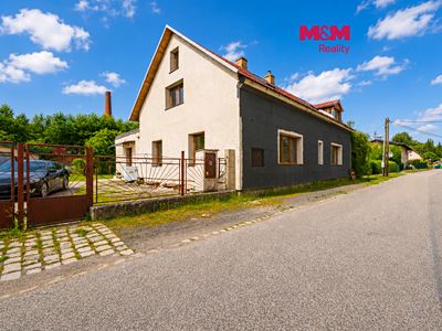 Prodej rodinného domu 260 m², pozemek 1024 m²
