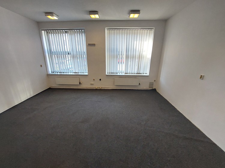 Gewerbefläche zur Miete, 27 m² (1 von 3)