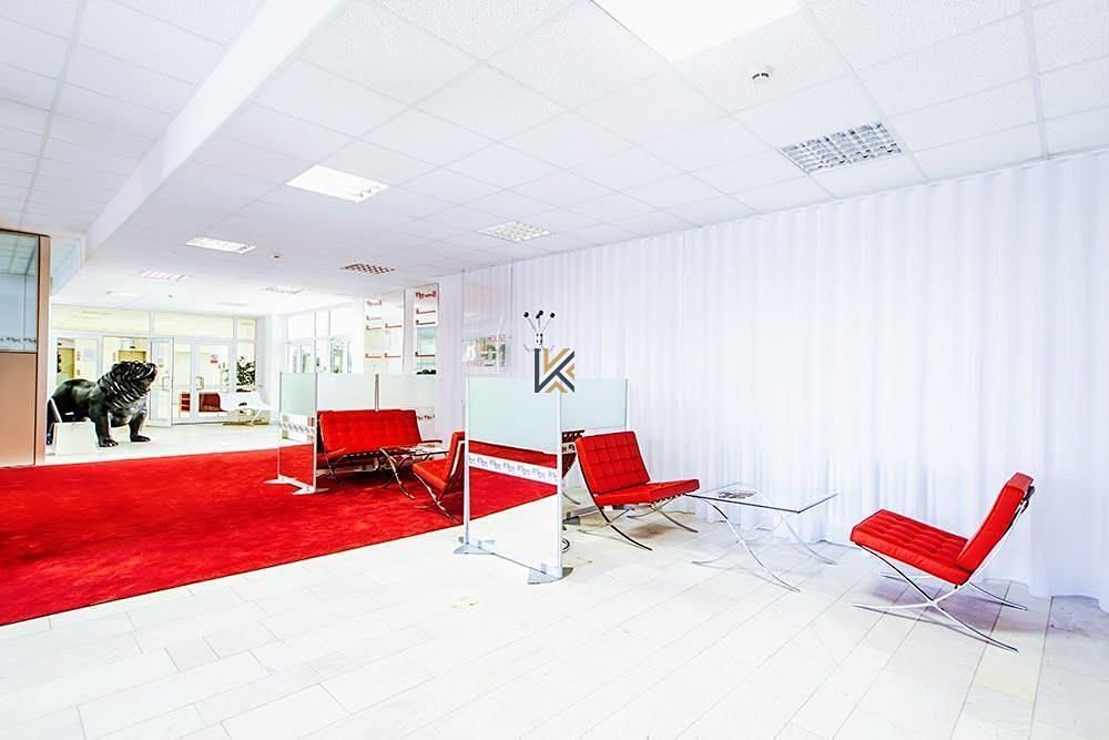 Pronájem kanceláře 41 m² – fotografie 2
