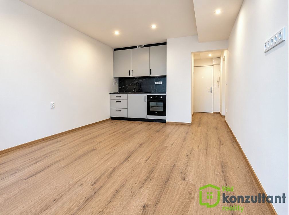 Pronájem bytu 1+kk 25 m² – fotografie 2