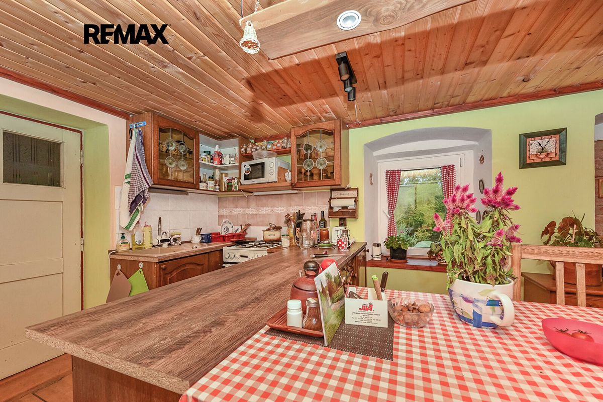 Prodej rodinného domu 94 m², pozemek 956 m² – fotografie 4