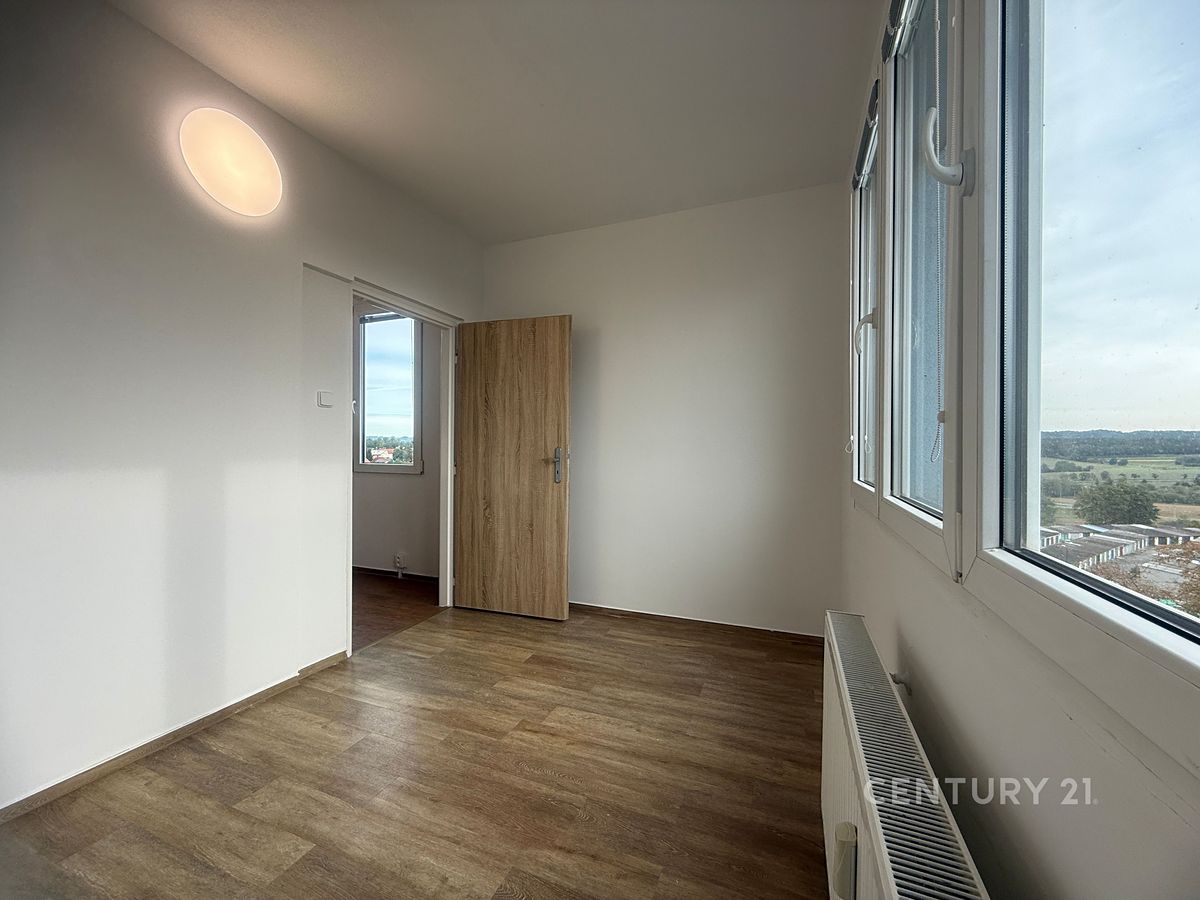 Pronájem bytu 3+1 57 m² – fotografie 4