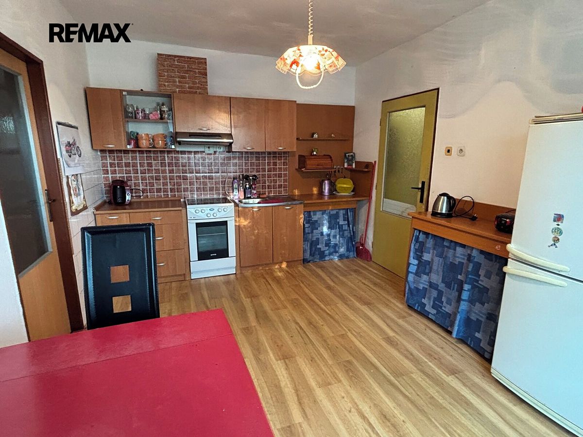 Prodej rodinného domu 122 m², pozemek 427 m² – fotografie 5