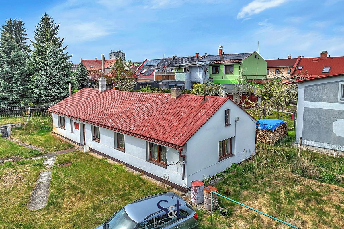 Prodej rodinného domu 100 m², pozemek 1324 m²