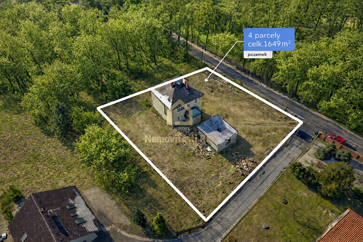 Prodej rodinného domu 352 m², pozemek 1649 m²