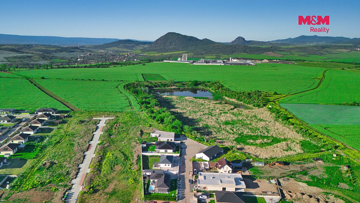 Prodej stavebního pozemku 1710 m² – fotografie 3