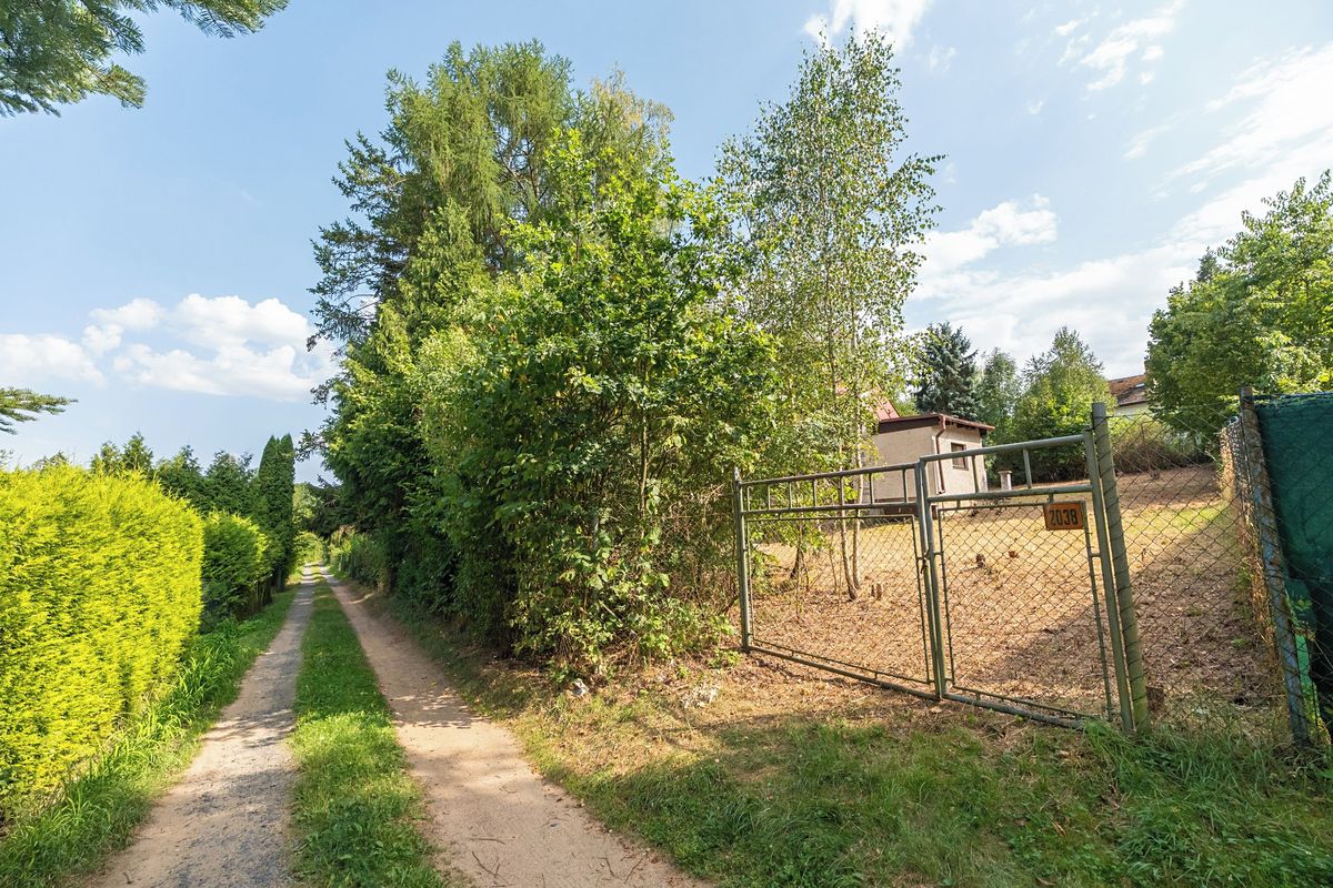 Prodej chaty 35 m², pozemek 739 m² – fotografie 2