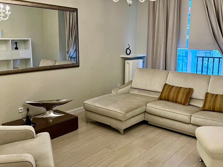 Pronájem bytu 2+1, 85 m² (1 z 20)
