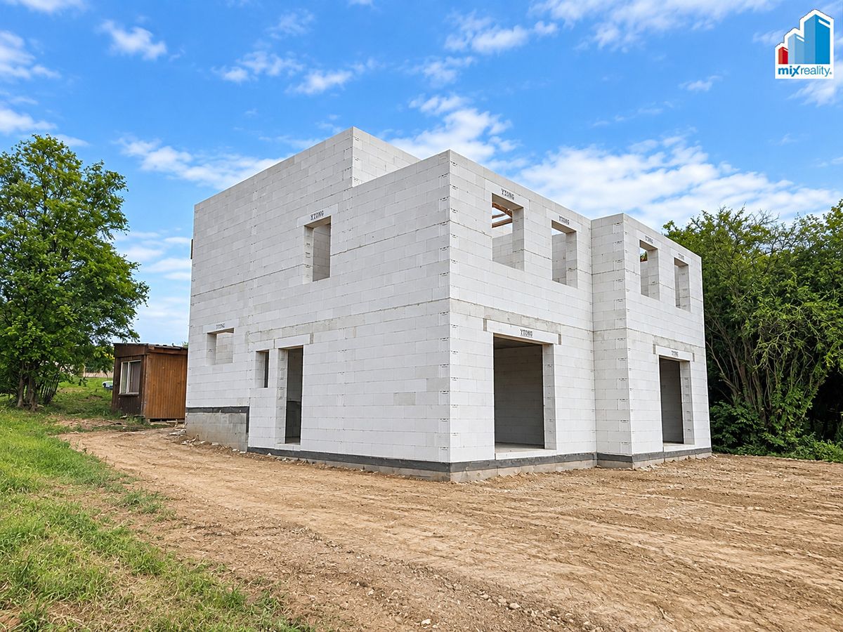Prodej rodinného domu 124 m², pozemek 330 m² – fotografie 4
