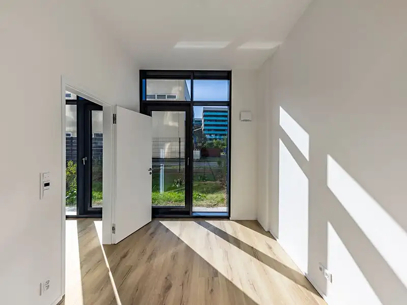 Prodej bytu 2+kk 53 m², Praha – náhled fotky 3