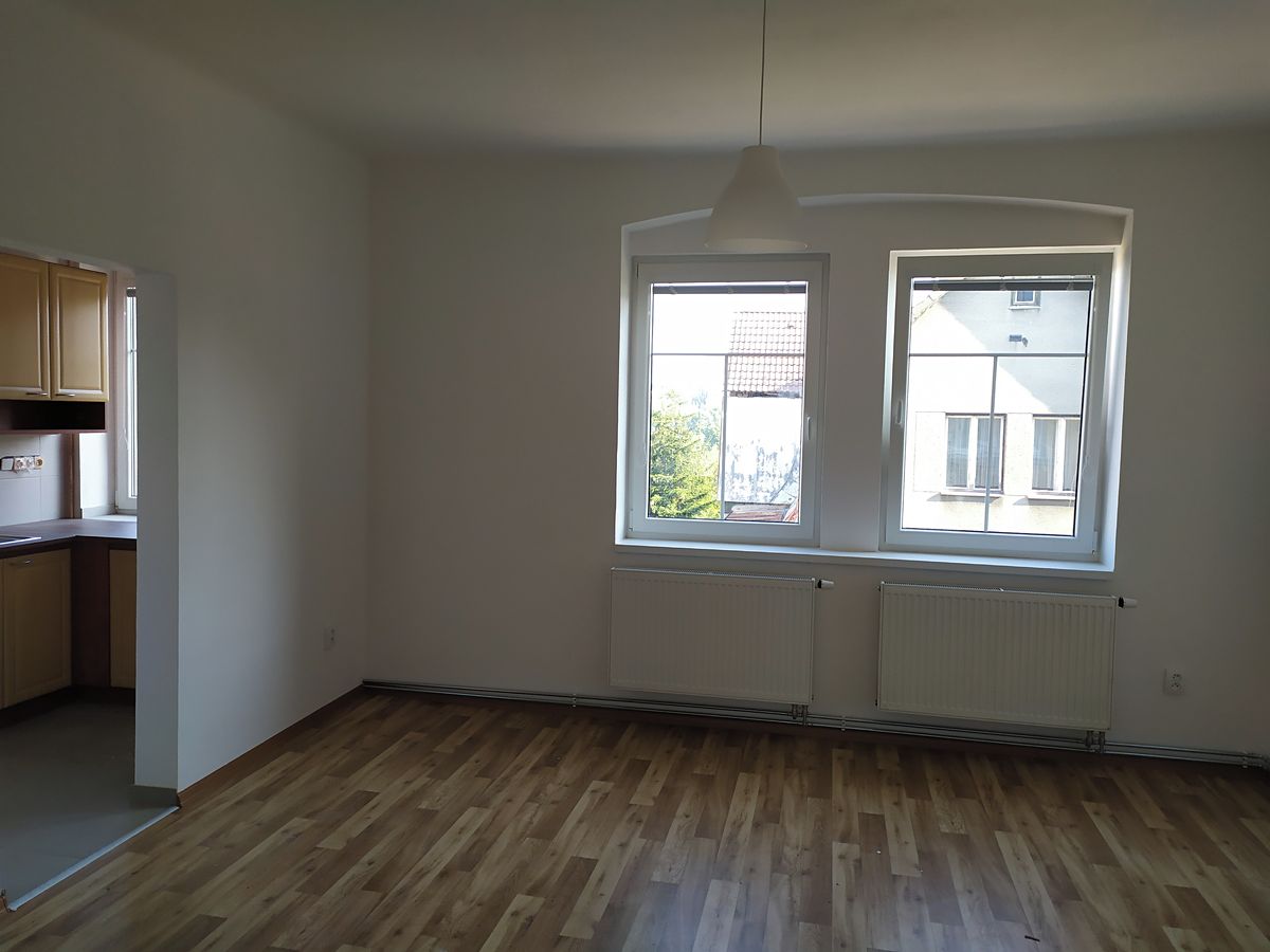 Pronájem bytu 3+1 61 m² – fotografie 4