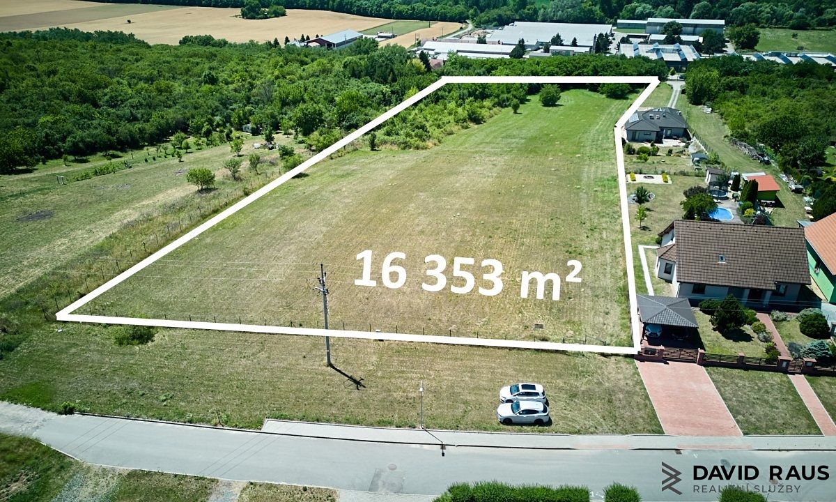 Prodej stavebního pozemku 16353 m²