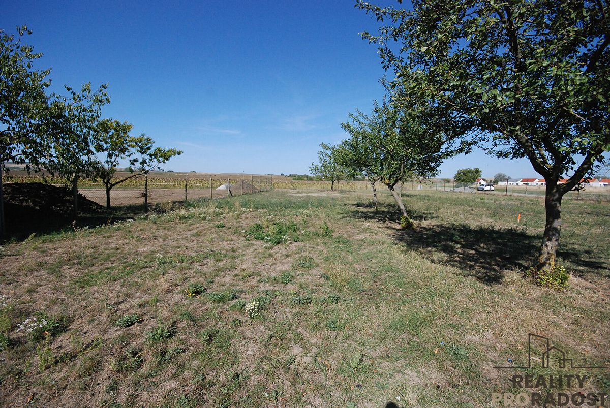 Prodej stavebního pozemku 580 m² – fotografie 2