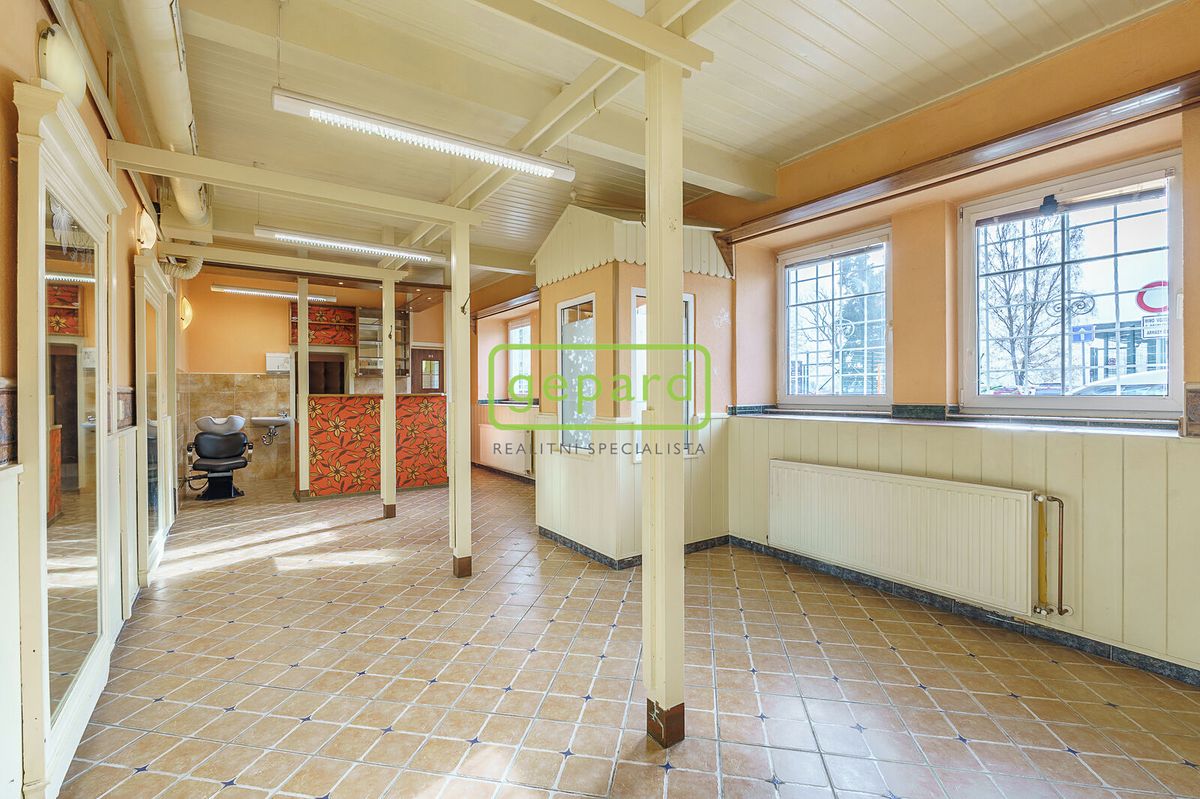 Pronájem obchodního prostoru 112 m²