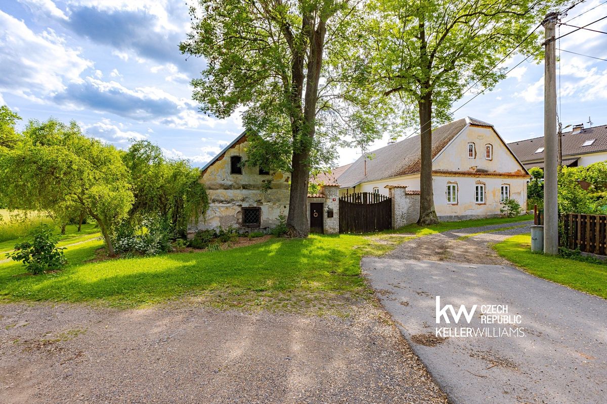 Prodej rodinného domu 151 m², pozemek 9515 m²