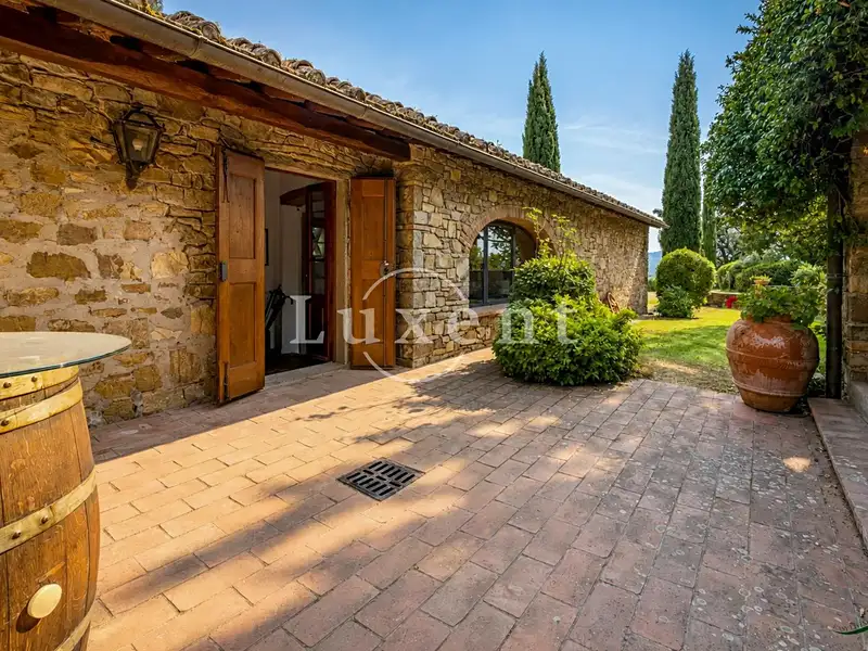 Prodej výrobní haly, prostoru 1130 m², Castellina in Chianti – náhled fotky 2