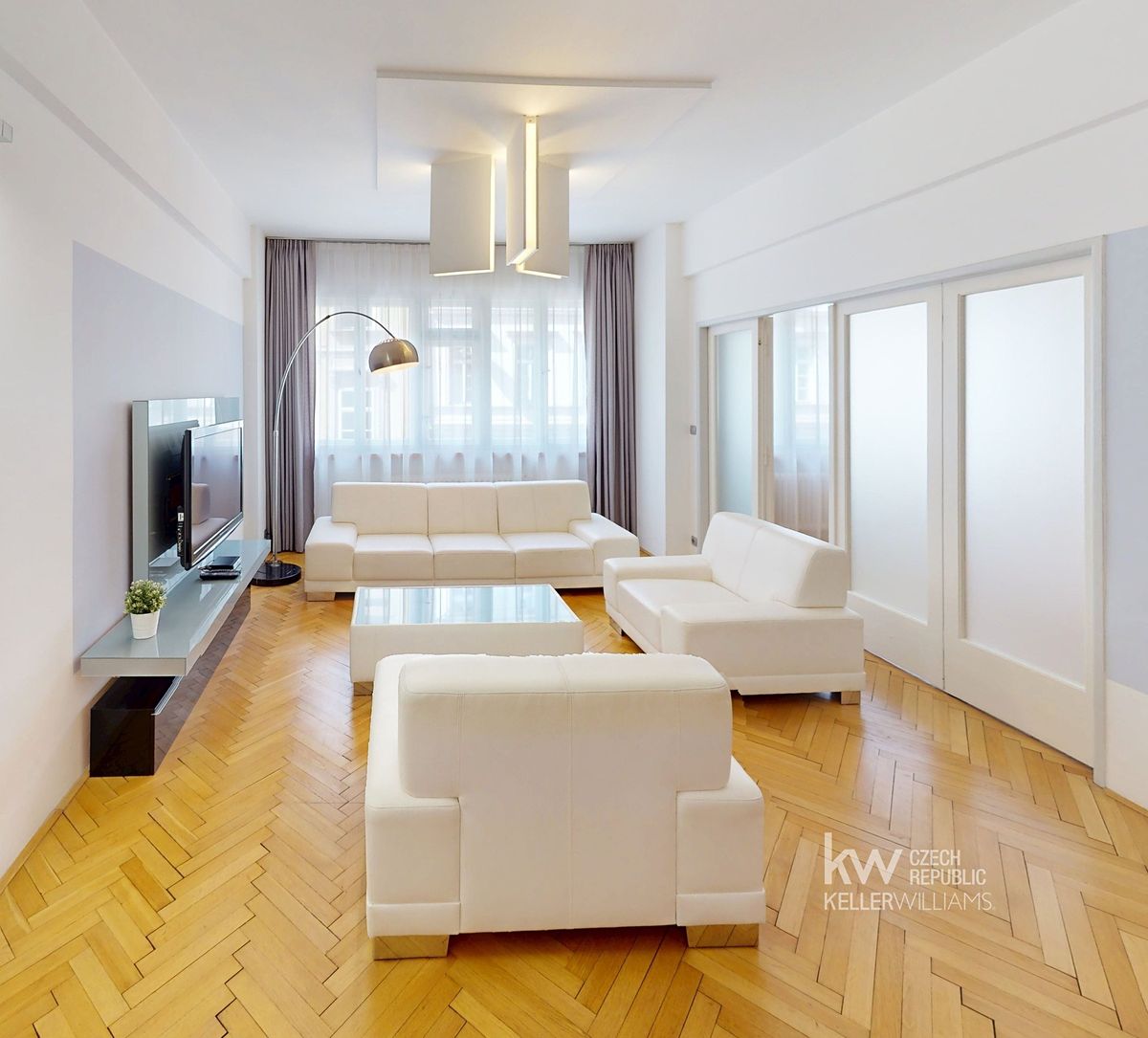 Pronájem bytu 4+kk 120 m² – fotografie 5