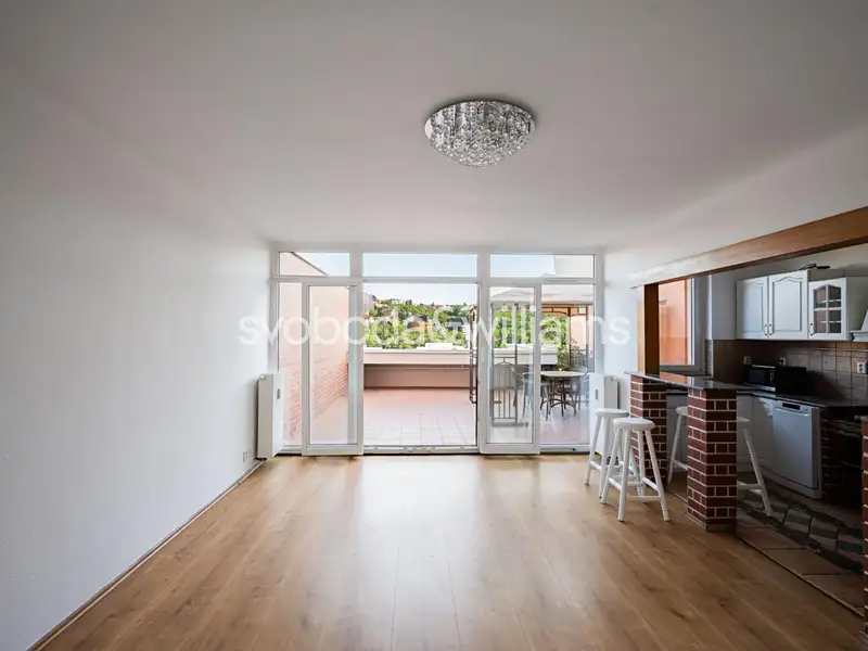 Prodej bytu 4+kk 104 m², Praha – náhled fotky 2