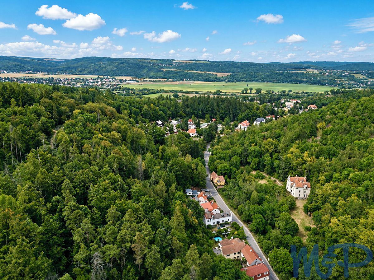 Prodej rodinného domu 232 m², pozemek 2005 m² – fotografie 3