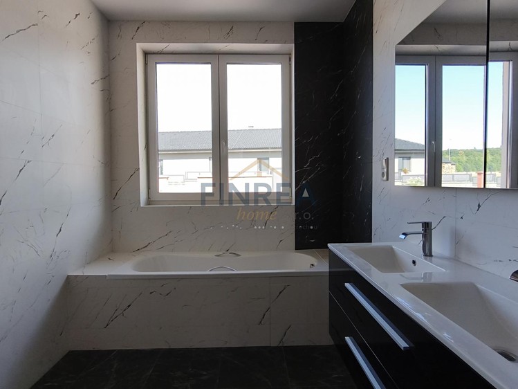 Prodej domu, 120 m² (2 z 29)