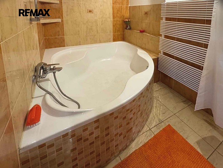 Квартира 4+kk в оренду, 107 м² (15 з 17)