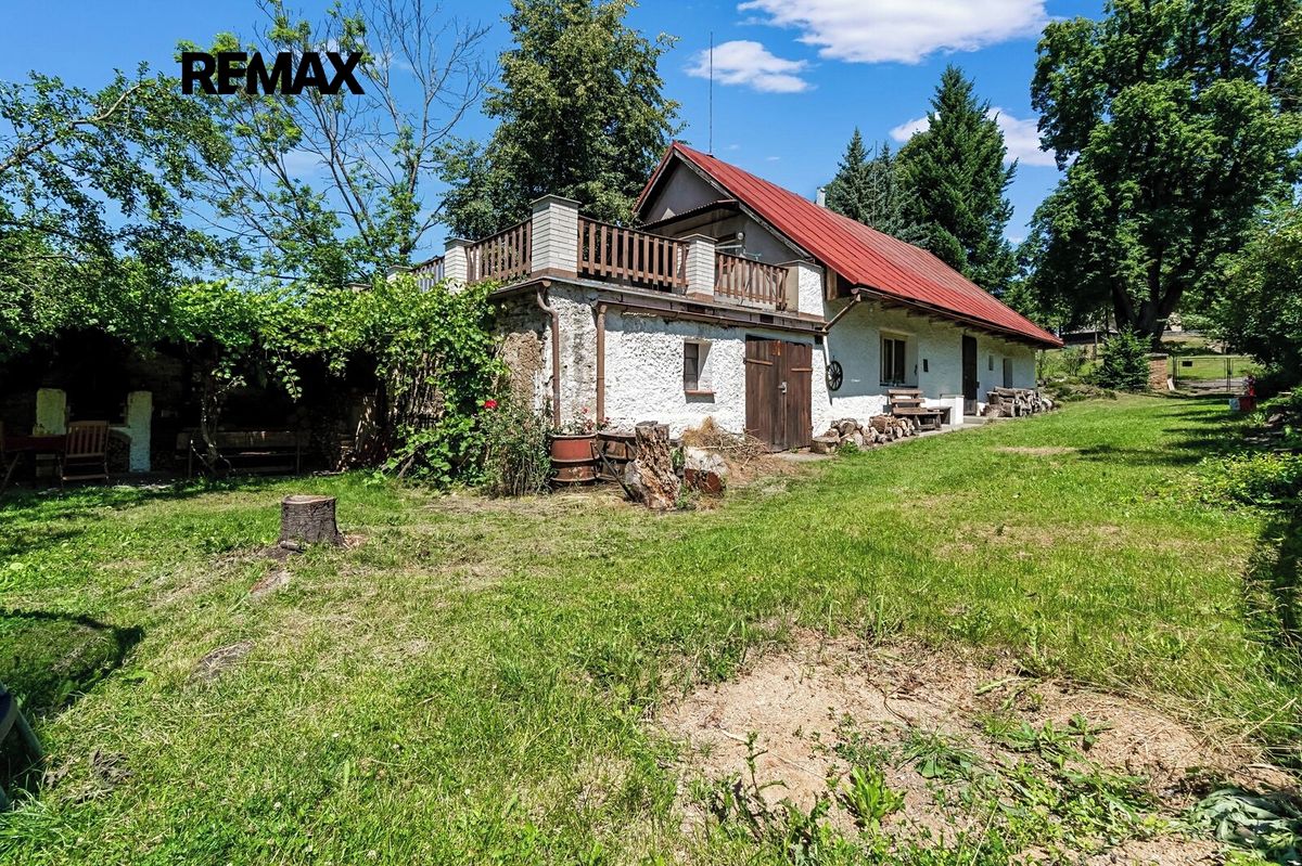 Prodej chalupy 250 m², pozemek 611 m²