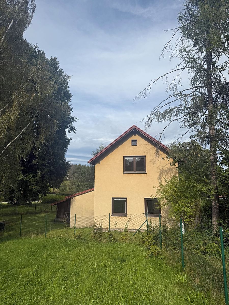 Prodej rodinného domu 100 m², pozemek 326 m² – fotografie 3